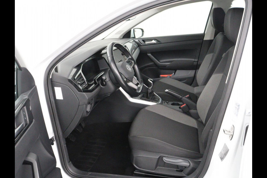 Volkswagen Polo 1.0 TSI Life | Navigatie | Parkeerhulp | Carplay | Adaptive cruise | Full LED | Airco | Bluetooth