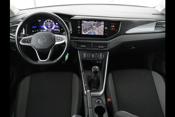 Volkswagen Polo 1.0 TSI Life | Navigatie | Parkeerhulp | Carplay | Adaptive cruise | Full LED | Airco | Bluetooth