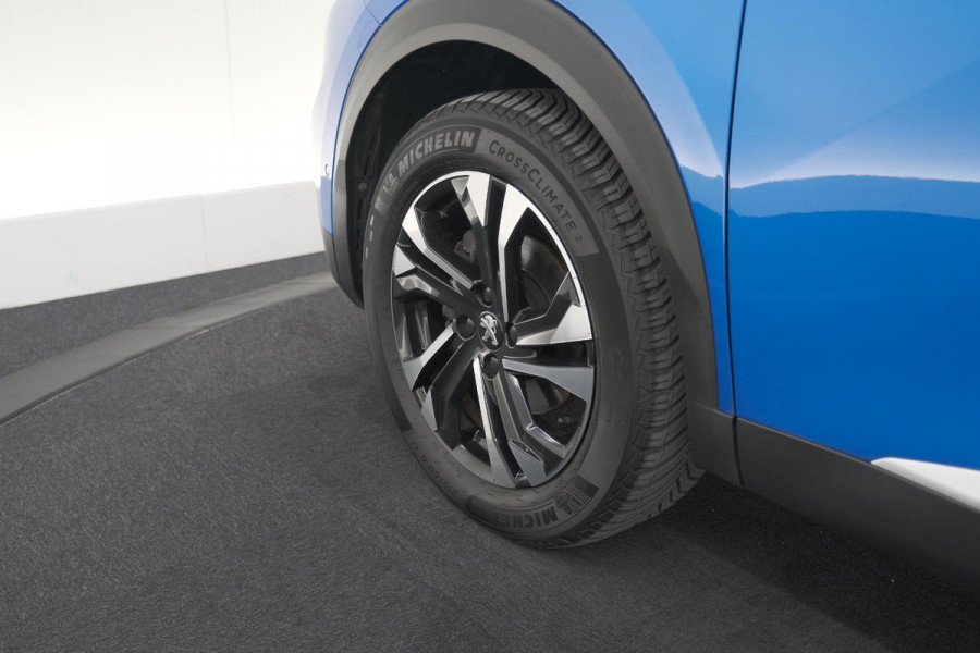 Peugeot 2008 PureTech 130 EAT8 GT-Line | Camera | Dodehoekdetectie | Adaptieve Cruise Control | Apple Carplay