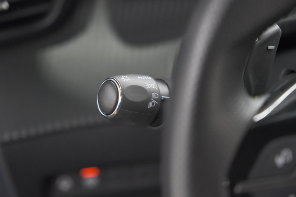 Peugeot 2008 PureTech 130 EAT8 GT-Line | Camera | Dodehoekdetectie | Adaptieve Cruise Control | Apple Carplay