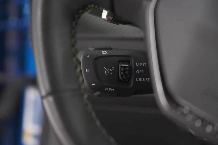 Peugeot 2008 PureTech 130 EAT8 GT-Line | Camera | Dodehoekdetectie | Adaptieve Cruise Control | Apple Carplay