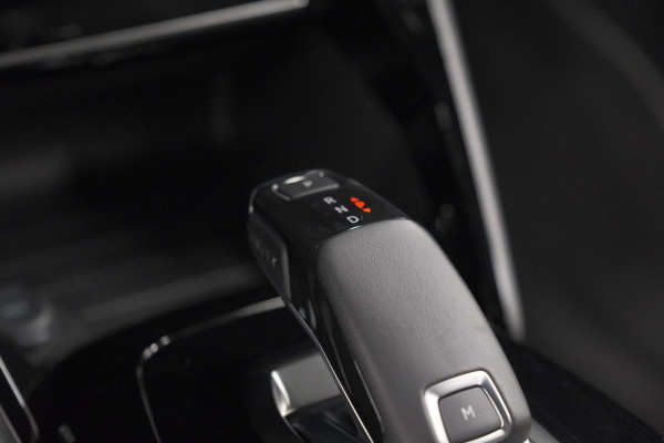 Peugeot 2008 PureTech 130 EAT8 GT-Line | Camera | Dodehoekdetectie | Adaptieve Cruise Control | Apple Carplay