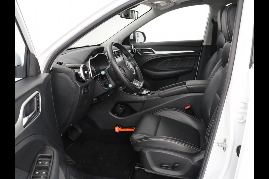 MG Mg Zs Luxury 45 kWh | SOH 91,3% | Panoramadak | Leder | Stoelverwarming | Trekhaak | Adaptive cruise | Camera | Carplay | Keyless | Navigatie | Climate control