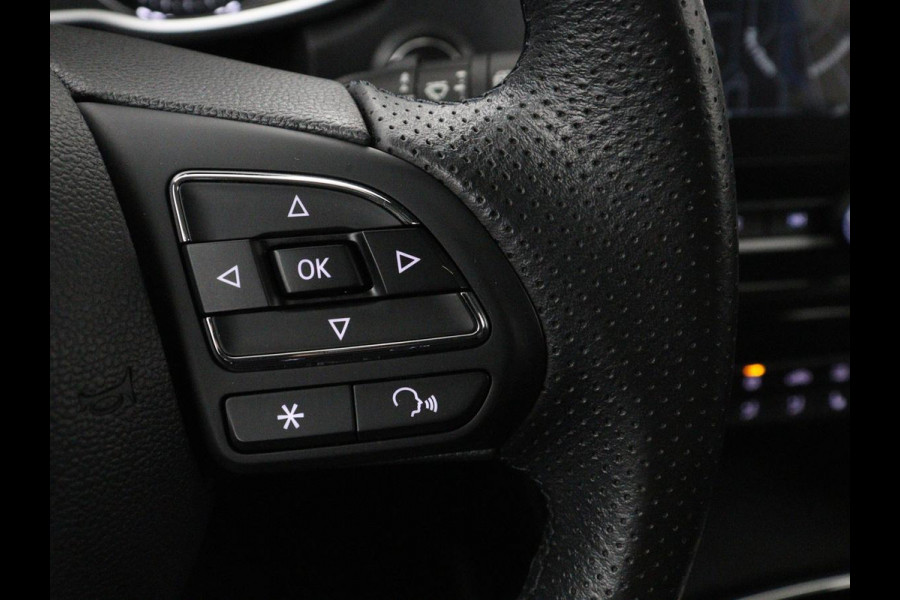 MG Mg Zs Luxury 45 kWh | SOH 91,3% | Panoramadak | Leder | Stoelverwarming | Trekhaak | Adaptive cruise | Camera | Carplay | Keyless | Navigatie | Climate control