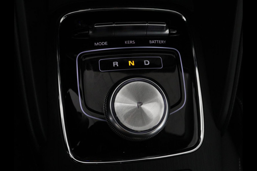 MG Mg Zs Luxury 45 kWh | SOH 91,3% | Panoramadak | Leder | Stoelverwarming | Trekhaak | Adaptive cruise | Camera | Carplay | Keyless | Navigatie | Climate control