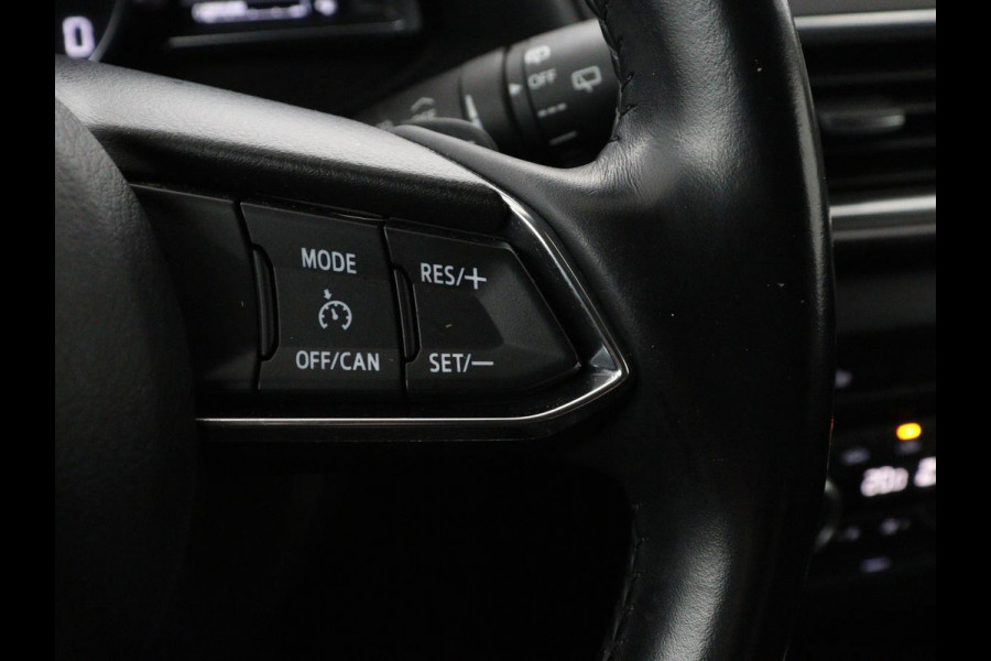 Mazda 3 2.0 SkyActiv-G 120 GT-M | Leder | Head-Up | Stoelverwarming | Camera | Navigatie | Full LED | Stuurverwarming | Keyless | Climate control | Bose Sound | Bluetooth | Parkeerhulp | Cruise control