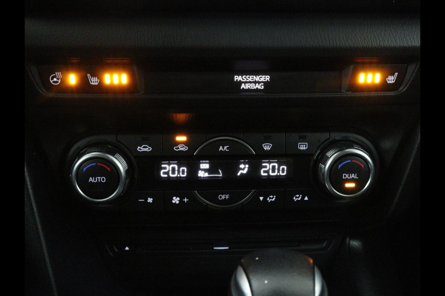 Mazda 3 2.0 SkyActiv-G 120 GT-M | Leder | Head-Up | Stoelverwarming | Camera | Navigatie | Full LED | Stuurverwarming | Keyless | Climate control | Bose Sound | Bluetooth | Parkeerhulp | Cruise control