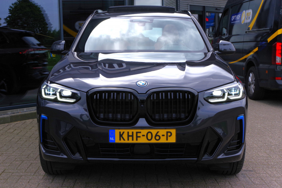 BMW iX3 High Executive 80 kWh 286 PK, SOH 100 %, Panoramadak, Leder, Driving. Ass. Prof, Camera,