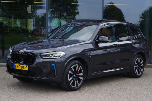 BMW iX3 High Executive 80 kWh 286 PK, SOH 100 %, Panoramadak, Leder, Driving. Ass. Prof, Camera,