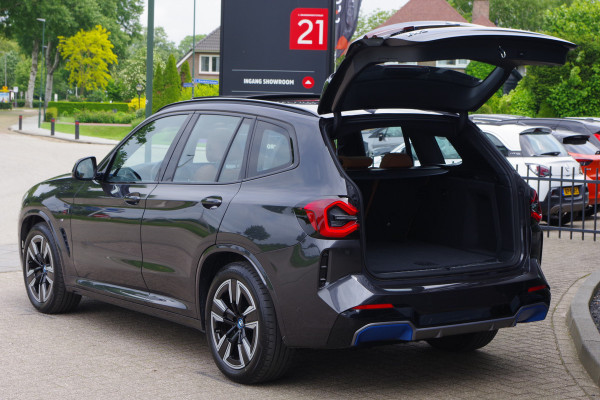 BMW iX3 High Executive 80 kWh 286 PK, SOH 100 %, Panoramadak, Leder, Driving. Ass. Prof, Camera,