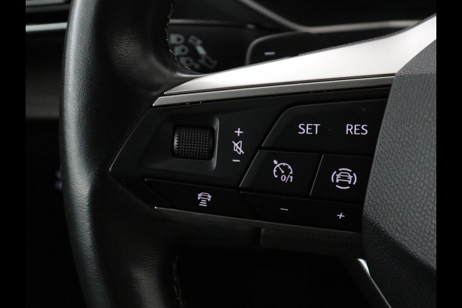Seat Tarraco 1.4 TSI e-Hybrid PHEV Xcellence | SOH 88,6% | Stoelverwarming | Trekhaak | Camera | 19'' | Adaptive cruise | Carplay | Navigatie | Achterbankverwarming | Keyless | Full LED | Plug In