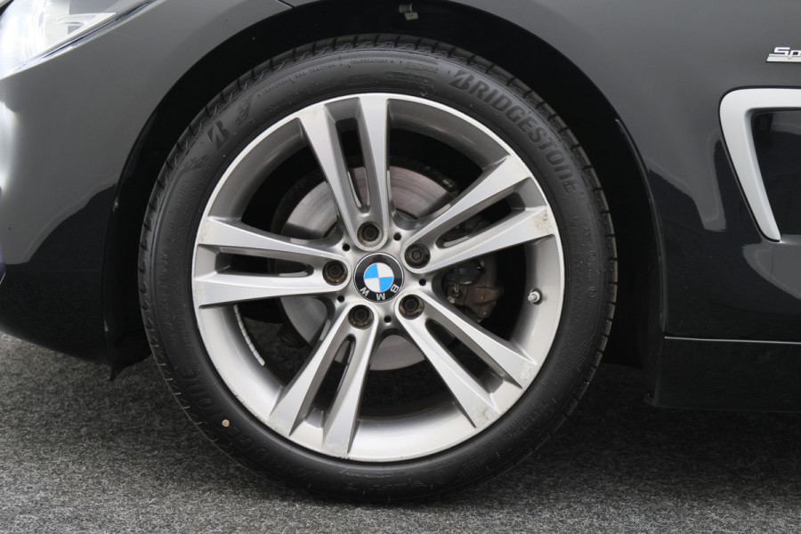 BMW 4 Serie Gran Coupé 418i Executive Automaat LED, Navigatie, Climate, PDC, 18"