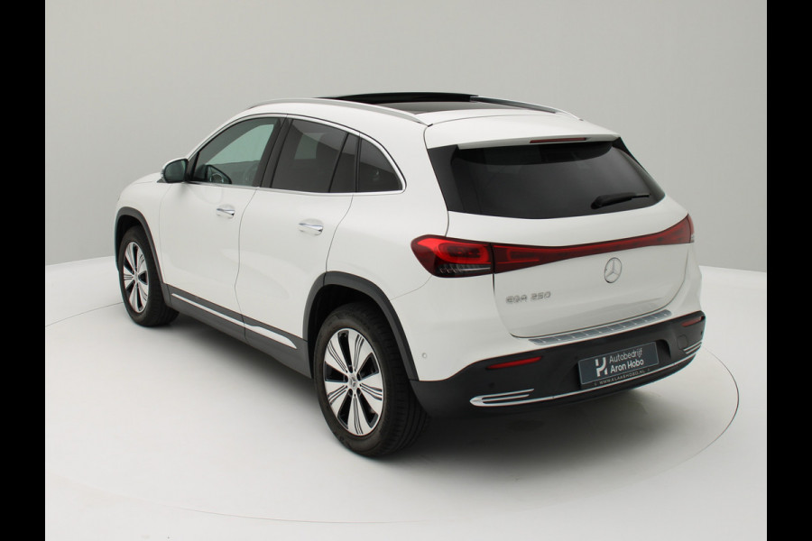 Mercedes-Benz EQA 250 Pano, Keyless GO, Camera, Sfeerverlichting, Dodehoekassistent