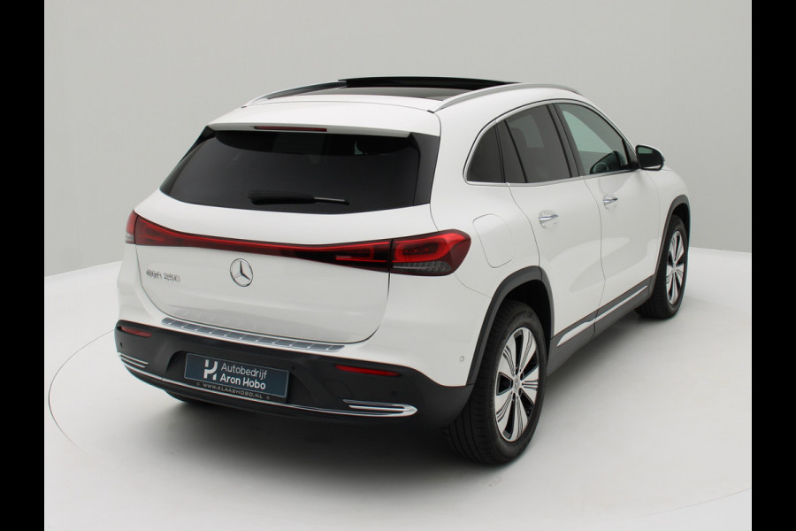Mercedes-Benz EQA 250 Pano, Keyless GO, Camera, Sfeerverlichting, Dodehoekassistent