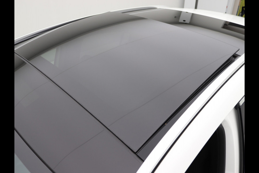 Mercedes-Benz EQA 250 Pano, Keyless GO, Camera, Sfeerverlichting, Dodehoekassistent