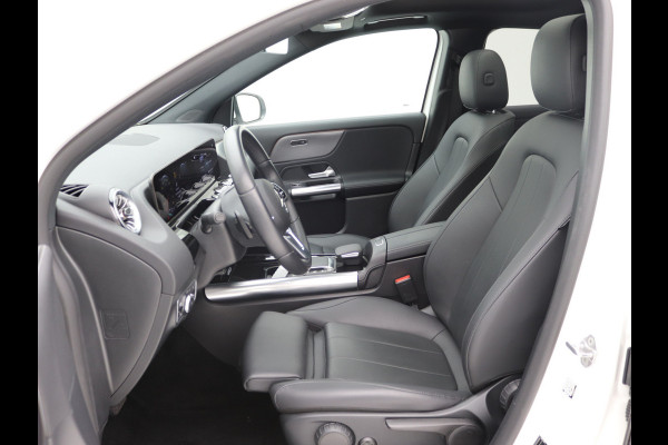 Mercedes-Benz EQA 250 Pano, Keyless GO, Camera, Sfeerverlichting, Dodehoekassistent