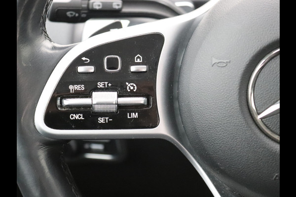 Mercedes-Benz Glb 200 Progressive Camera, Stoel en stuurverwarming, Carplay, Widescreen