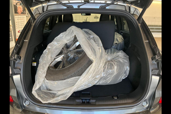 Ford Kuga 2.5 PHEV ST-Line X | 225pk | Trekhaak | Winter Pack | Adaptieve Cruise | Achteruitrijcamera | Apple Carplay & Android Auto