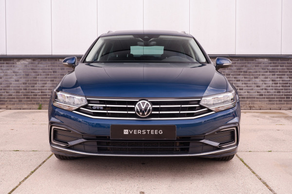 Volkswagen Passat Variant 1.4 TSI PHEV GTE Business | Pano | Elek. Trekhaak | Camera | Carplay | Navi | LED
