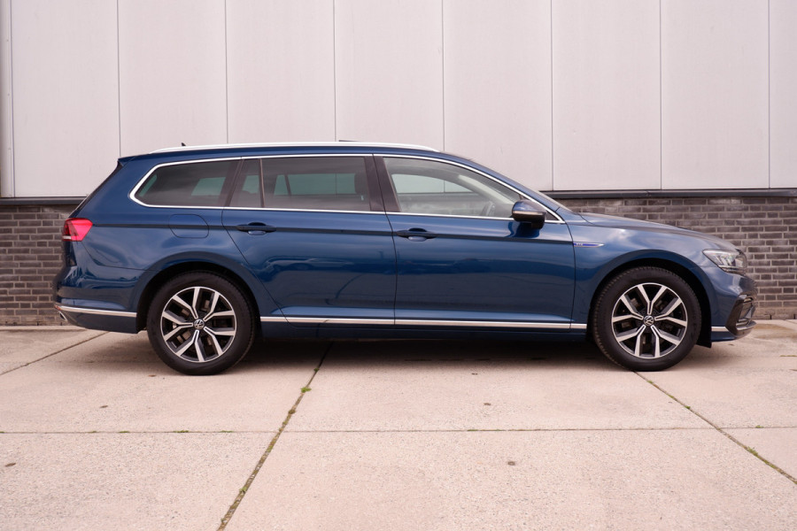 Volkswagen Passat Variant 1.4 TSI PHEV GTE Business | Pano | Elek. Trekhaak | Camera | Carplay | Navi | LED