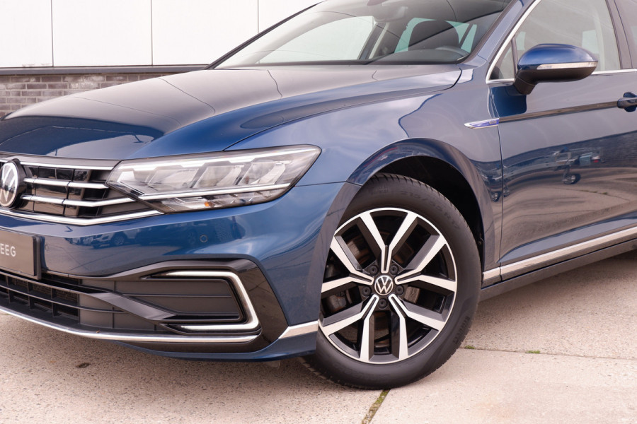 Volkswagen Passat Variant 1.4 TSI PHEV GTE Business | Pano | Elek. Trekhaak | Camera | Carplay | Navi | LED