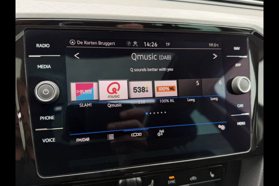 Volkswagen Passat Variant 1.4 TSI PHEV GTE Business | Pano | Elek. Trekhaak | Camera | Carplay | Navi | LED