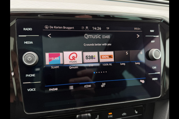 Volkswagen Passat Variant 1.4 TSI PHEV GTE Business | Pano | Elek. Trekhaak | Camera | Carplay | Navi | LED