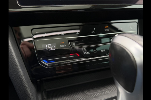 Volkswagen Passat Variant 1.4 TSI PHEV GTE Business | Pano | Elek. Trekhaak | Camera | Carplay | Navi | LED