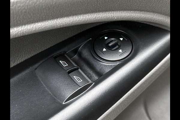 Ford Transit Connect 100pk L2 Trend Automaat Trekhaak Airco Navi Cruise