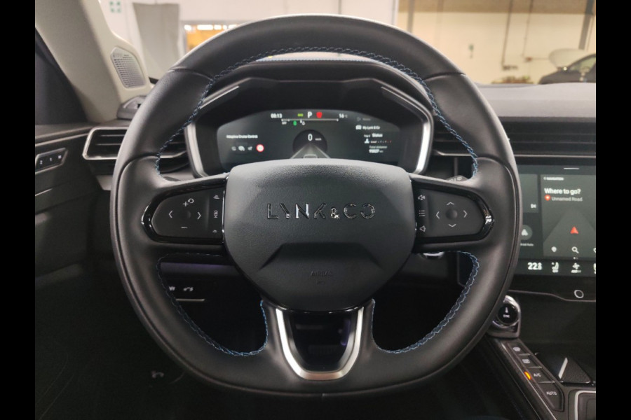 Lynk & Co 01 1.5 262pk Plug-in Pano.dak DAB 360°Cam Stoelverw. Carplay
