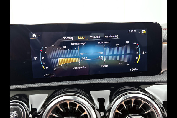 Mercedes-Benz CLA-Klasse 180 Business Solution AMG | Panoramadak | 5 spaaks lichtmetalen | Navigatie | Parking support Inclusief 24 maanden MB Certified garantie voor Europa.