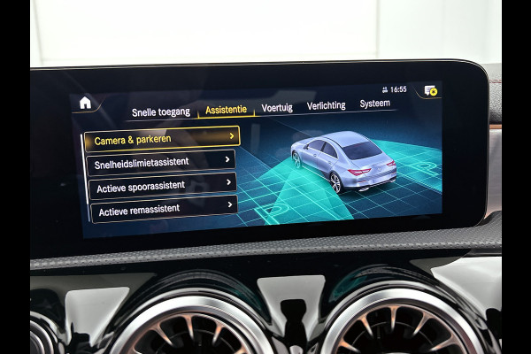 Mercedes-Benz CLA-Klasse 180 Business Solution AMG | Panoramadak | 5 spaaks lichtmetalen | Navigatie | Parking support Inclusief 24 maanden MB Certified garantie voor Europa.