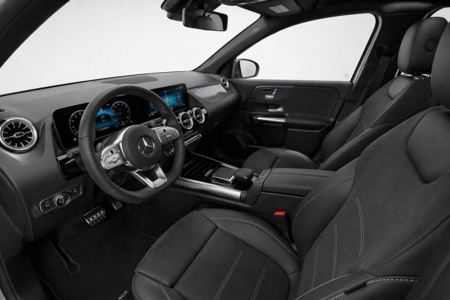 Mercedes-Benz Glb 200 AMG line | Pano Trekhaak Memory Multibeam Night Sound