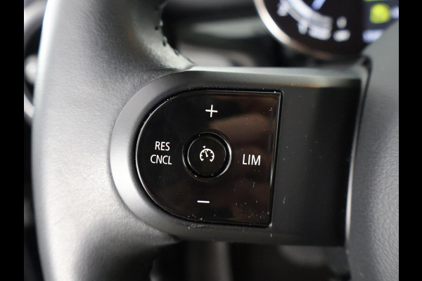 MINI 3-deurs 1.5 Cooper Sports Classic Automaat | Apple Carplay & AndroidAUTO | Parkeersensoren | 1e eigenaar |