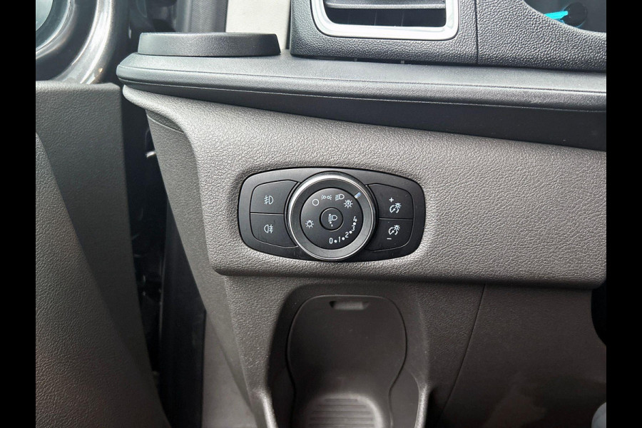 Ford Transit Custom 300 2.0 TDCI L2H1 Limited Dubbele Cabine Automaat Navigatie Airco 2 Schuifdeuren Trekhaak Parkeersensoren Carplay DAB