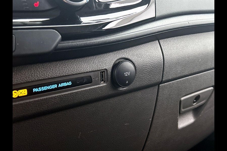 Ford Transit Custom 300 2.0 TDCI L2H1 Limited Dubbele Cabine Automaat Navigatie Airco 2 Schuifdeuren Trekhaak Parkeersensoren Carplay DAB