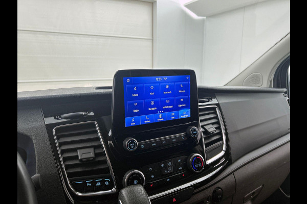 Ford Transit Custom 300 2.0 TDCI L2H1 Limited Dubbele Cabine Automaat Navigatie Airco 2 Schuifdeuren Trekhaak Parkeersensoren Carplay DAB