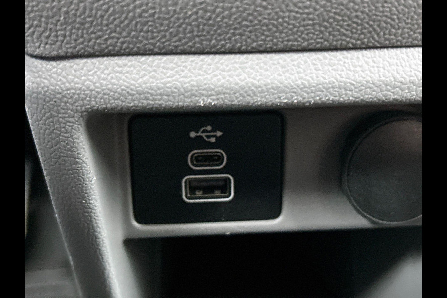 Ford Transit Custom 300 2.0 TDCI L2H1 Trend Automaat Airco Cruise Navigatie Parkeersensoren Camera Carplay/ Android auto
