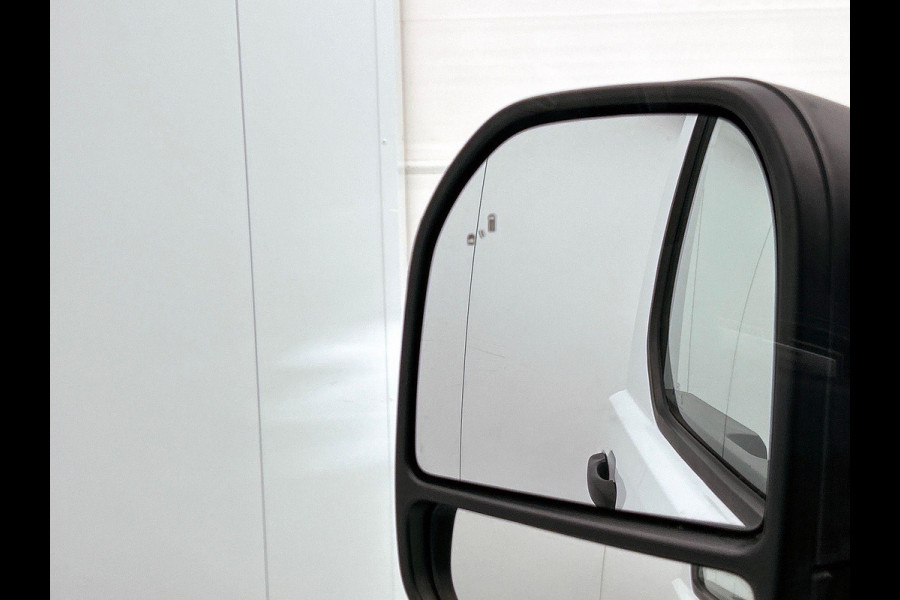 Ford Transit Custom 300 2.0 TDCI L2H1 Trend Automaat Airco Cruise Navigatie Parkeersensoren Camera Carplay/ Android auto