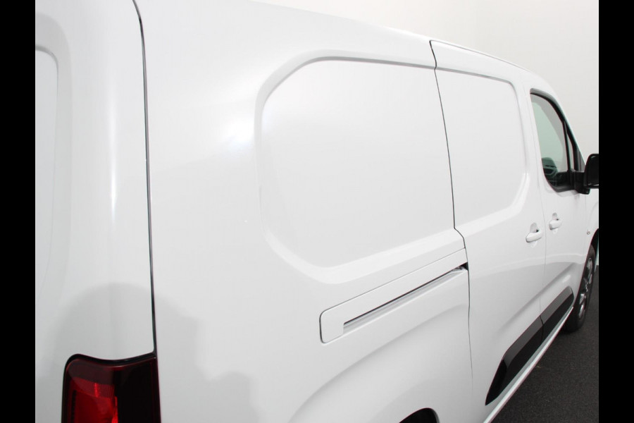 Opel Combo 1.5 BlueHDi 130PK L2 Automaat Apple Carplay / Android Auto Navigatie Trekhaak Airco Camera Cruise Control Parkeersensoren V+A DAB