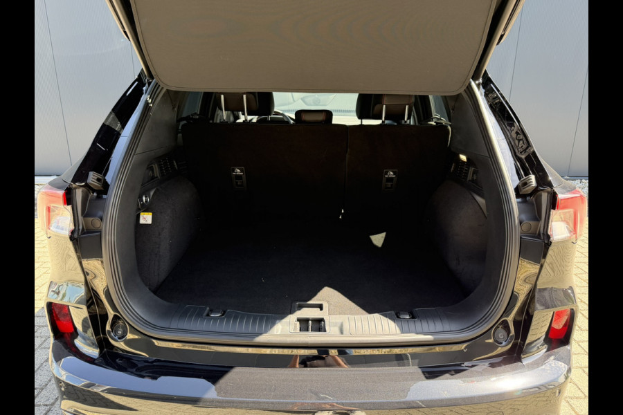 Ford Kuga 2.5 PHEV ST-Line | Elec.Trekhaak | Apple Carplay | Camera voor en achter | Winterpack | Lane assist | park assist | B&O Audio | Fabrieksgarantie tot 24-9-2028