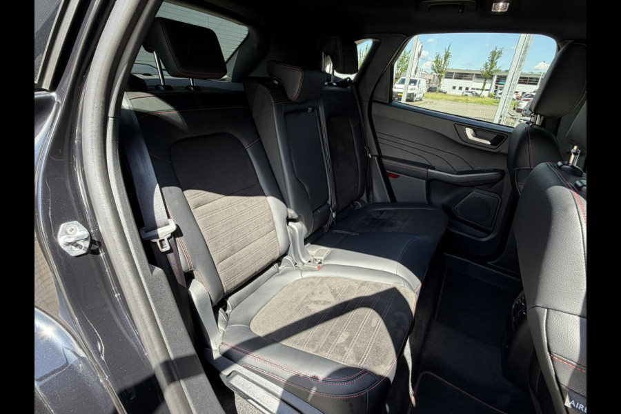 Ford Kuga 2.5 PHEV ST-Line | Elec.Trekhaak | Apple Carplay | Camera voor en achter | Winterpack | Lane assist | park assist | B&O Audio | Fabrieksgarantie tot 24-9-2028