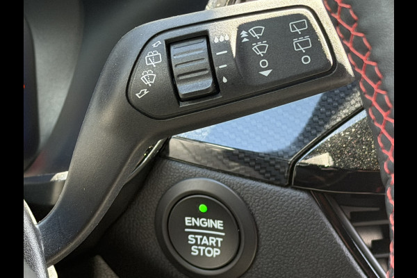 Ford Kuga 2.5 PHEV ST-Line | Elec.Trekhaak | Apple Carplay | Camera voor en achter | Winterpack | Lane assist | park assist | B&O Audio | Fabrieksgarantie tot 24-9-2028