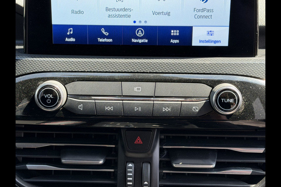Ford Kuga 2.5 PHEV ST-Line | Elec.Trekhaak | Apple Carplay | Camera voor en achter | Winterpack | Lane assist | park assist | B&O Audio | Fabrieksgarantie tot 24-9-2028