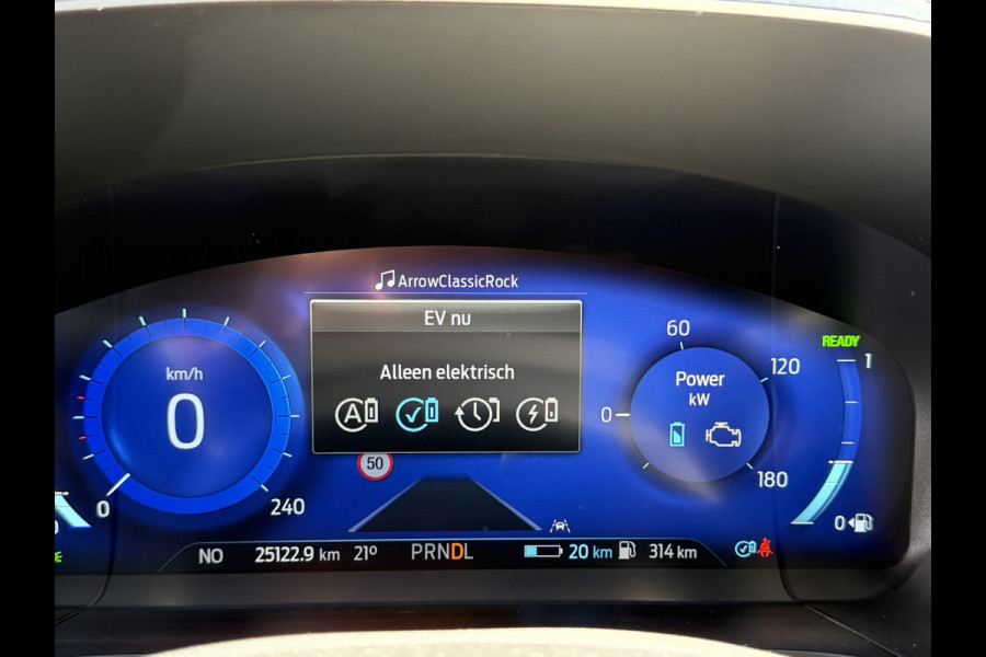 Ford Kuga 2.5 PHEV ST-Line | Elec.Trekhaak | Apple Carplay | Camera voor en achter | Winterpack | Lane assist | park assist | B&O Audio | Fabrieksgarantie tot 24-9-2028