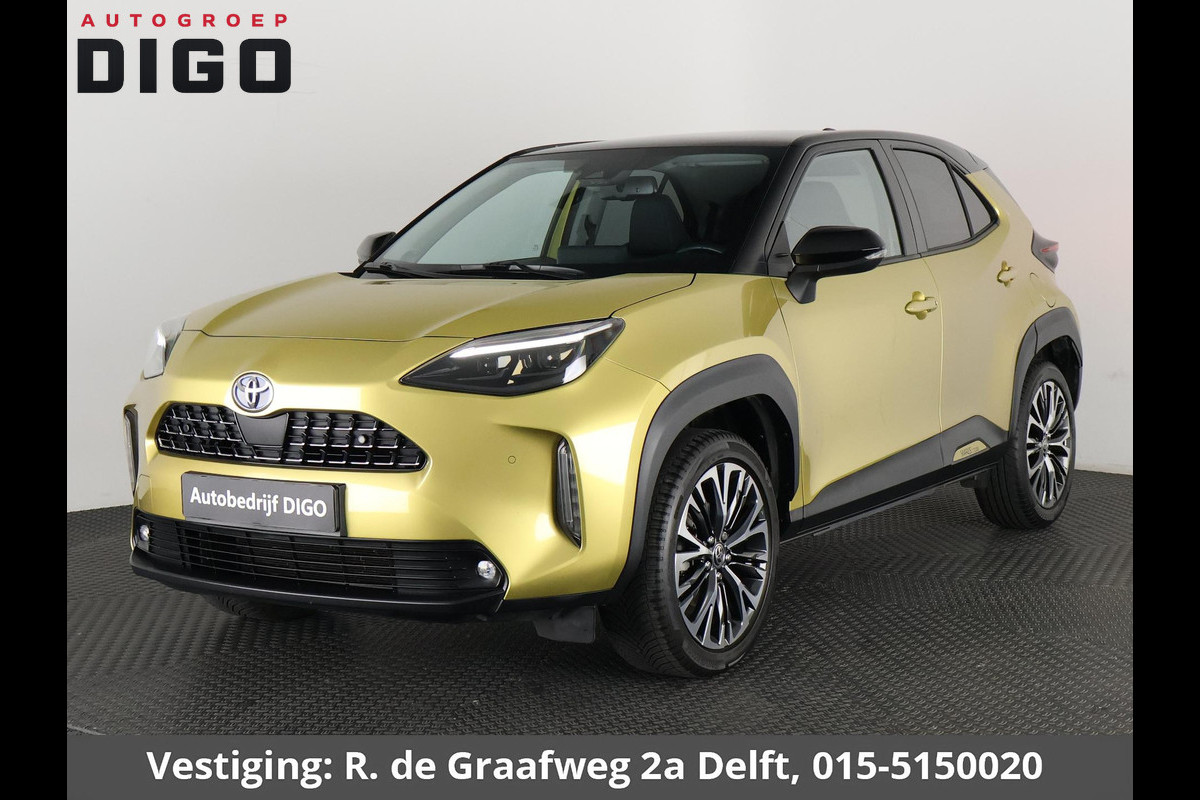 Toyota Yaris Cross 1.5 Hybrid Executive Bi-Tone | Panoramadak | Dodehoek Detectie | HUD | Navigatie