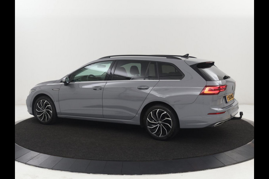 Volkswagen Golf 1.5 TSI Style | Matrix LED | Camera | Carplay | Trekhaak | Massage | Memory | Sfeerverlichting | Adaptive cruise | Digital Cockpit | Parkeerhulp | File Assistent | Climate control | Bluetooth