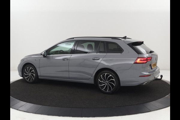 Volkswagen Golf 1.5 TSI Style | Matrix LED | Camera | Carplay | Trekhaak | Massage | Memory | Sfeerverlichting | Adaptive cruise | Digital Cockpit | Parkeerhulp | File Assistent | Climate control | Bluetooth