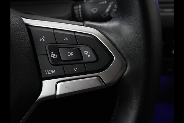 Volkswagen Golf 1.5 TSI Style | Matrix LED | Camera | Carplay | Trekhaak | Massage | Memory | Sfeerverlichting | Adaptive cruise | Digital Cockpit | Parkeerhulp | File Assistent | Climate control | Bluetooth