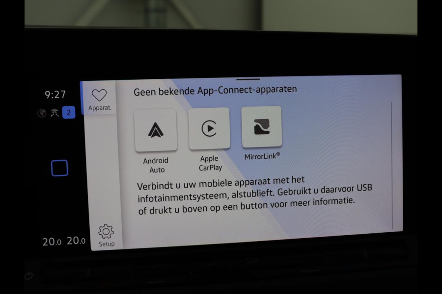 Volkswagen Golf 1.5 TSI Style | Matrix LED | Camera | Carplay | Trekhaak | Massage | Memory | Sfeerverlichting | Adaptive cruise | Digital Cockpit | Parkeerhulp | File Assistent | Climate control | Bluetooth